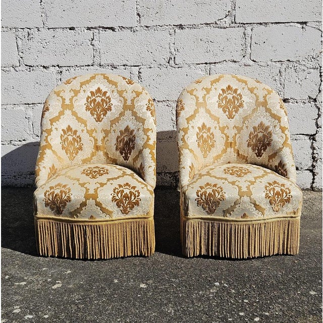 Gorgeous Set of 2 Crapaud Chairs - Lounge Seats from the 50s Completely upholstered with fine - authentic designet Velvet...