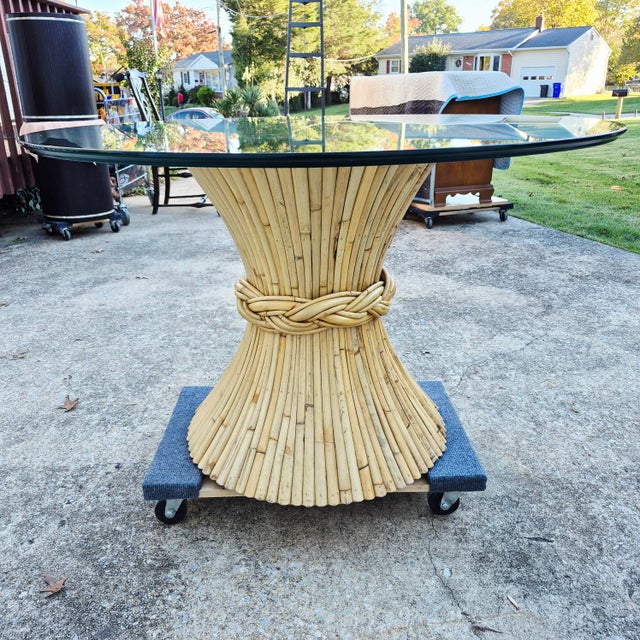 Beige 1970s Signed McGuire Bamboo Rattan Wheat Sheaf Pedestal Base 45” Round Glass Top Dining Table For Sale - Image 8 of 17