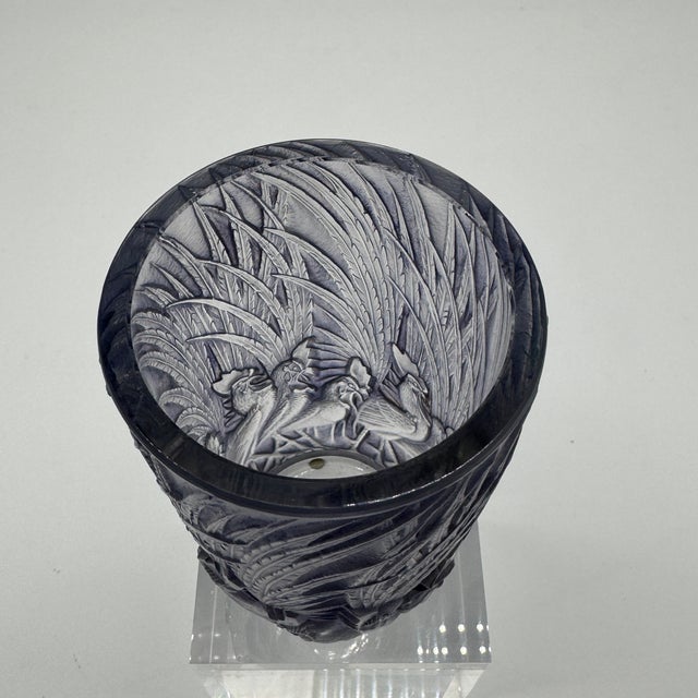 Roosters and Feathers Vase by R. Lalique, 1928 For Sale - Image 14 of 16