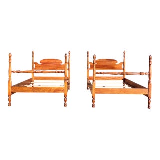 Vintage Pair Federal Style Solid Cherry Four Poster Twin Beds For Sale