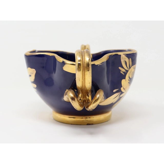 Navy Blue Vintage Italian Pottery Decorative Handled Bowl in Navy With Gold Decoration For Sale - Image 8 of 15