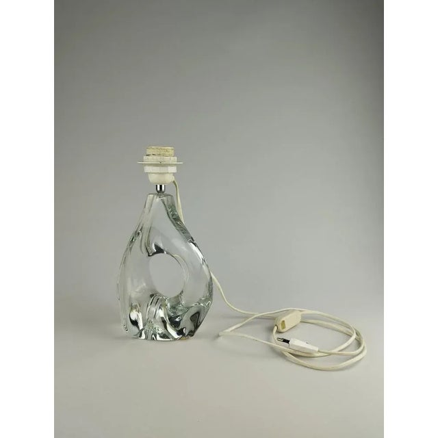 Glass Mid-Century Table Lamp with Sculptural Base in Crystal Glass from Daum, Nancy For Sale - Image 7 of 12