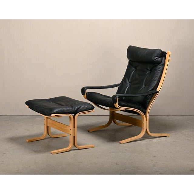 2000 - 2009 Set of Vintage Siesta Lounge Chair and Ottoman in Naturel Oak and Black Leather by Ingmar Relling for Westnofa, 2000s For Sale - Image 5 of 18