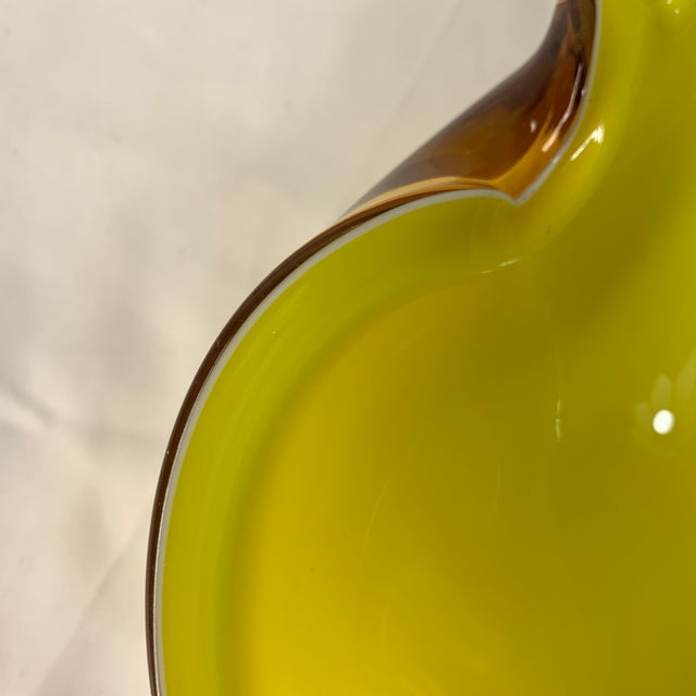 Vintage Mid-Century Italian Murano Sommerso Yellow & Amber Glass Tri-Lobed Bowl For Sale In Chicago - Image 6 of 8