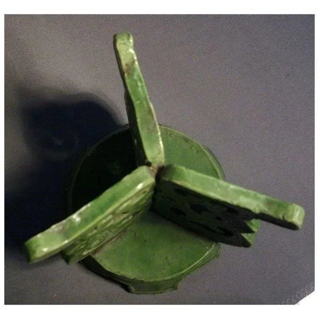 Chinoiserie Antique 19th Century Chinese Export Porcelain Apple Green Stand For Sale - Image 3 of 6