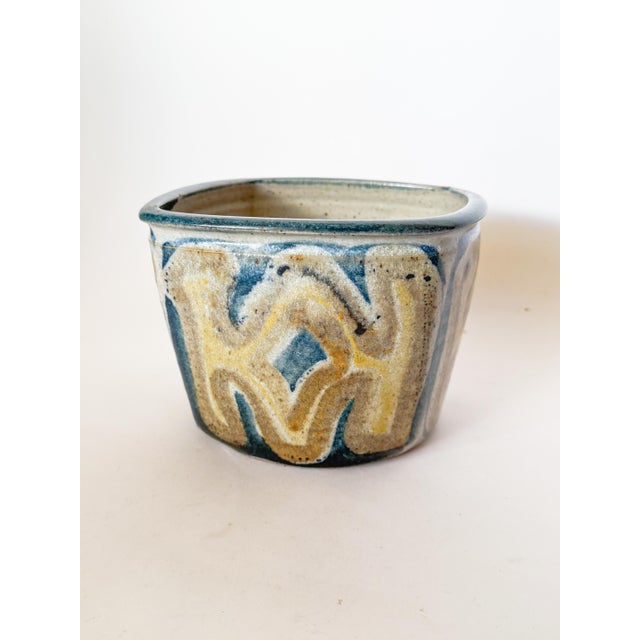 Oyster Gray Mid 20th Century Glazed Studio Pottery Planter, Signed For Sale - Image 8 of 11
