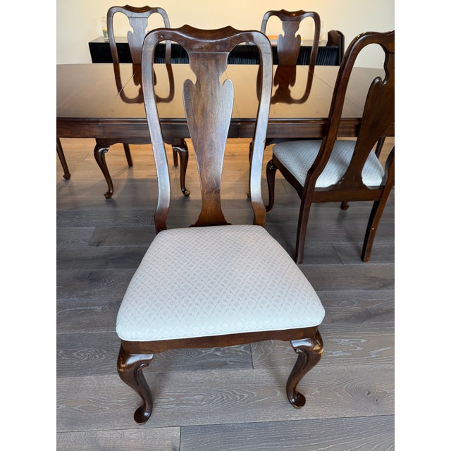 Wood Late 20th Century Drexel Heritage Solid Wood Extendable Dining Table With 6 Reupholstered Chairs For Sale - Image 7 of 15