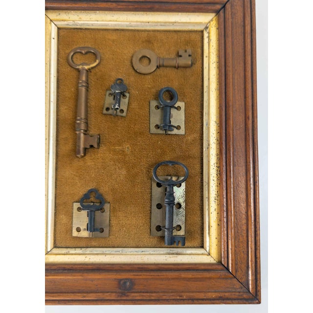 20th Century Assemblage of Vintage and Antique Keys in Walnut Frame For Sale In New York - Image 6 of 12
