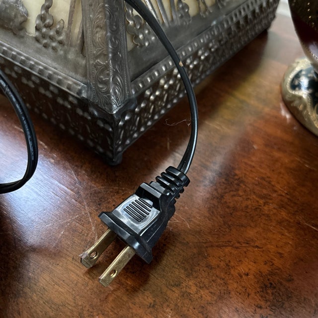 1920s Antique Meyda Arts & Craft Camel Mission Pyramid Egypt Slag Glass 3 Switch Lamp For Sale - Image 12 of 12