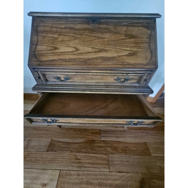 Dixie Vintage Mid-Century Dixie Furniture Co. DuBarry French Provincial Oak Shane-Front Secretary Desk For Sale - Image 4 of 12