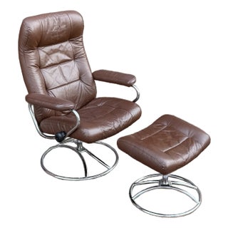 Vintage Ekornes Stressless Danish Modern Lounge Chair & Ottoman in Tubular Chrome and Brown Leather For Sale