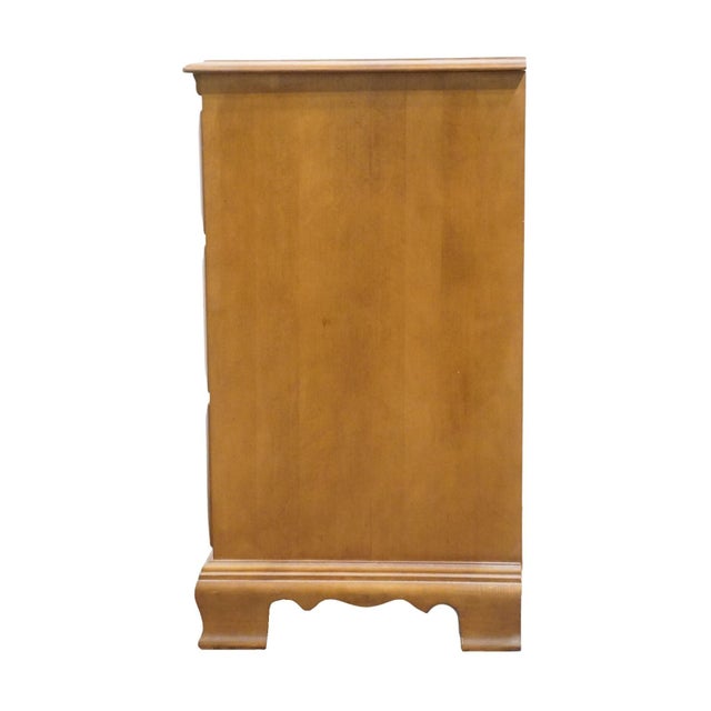 Bassett Furniture Solid Hard Rock Maple Colonial Early American 56" Double Dresser 229-01-237 For Sale - Image 14 of 15