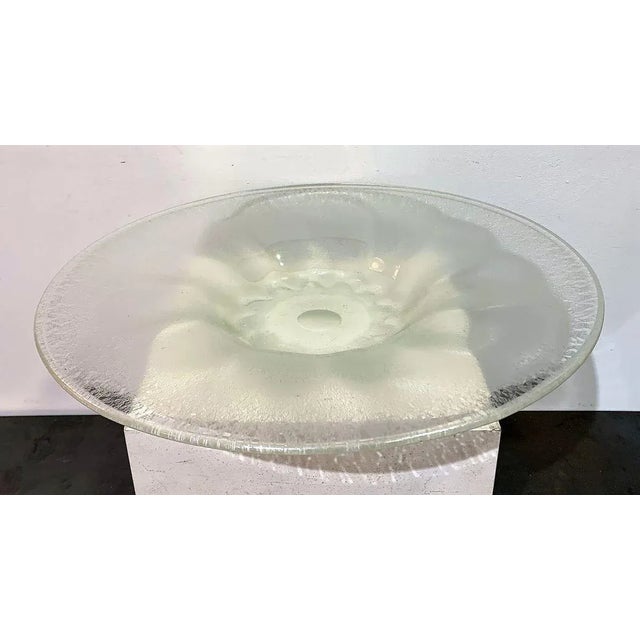 W.J. Rozendaal - Kristalunie Maastricht - Manuvaria bowl of clear glass with glitter / craquelé iridescent 39 cm - glass....