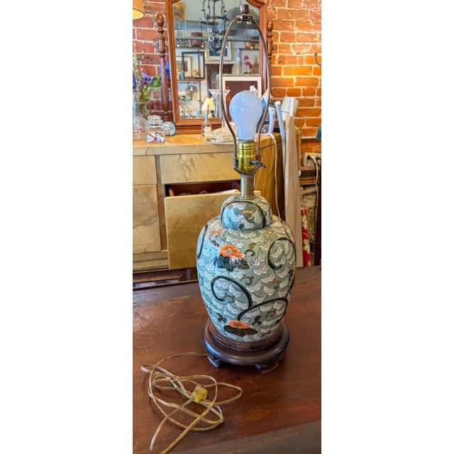 Chinoiserie Vintage Frederick Cooper Chinoiserie Style Table Lamp For Sale - Image 3 of 5