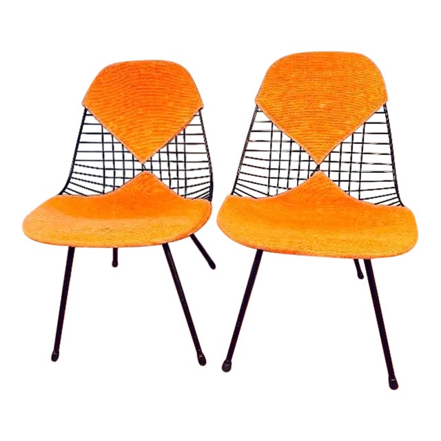 1960s Pair of Eames Chairs, Metal Wire Mesh, Herman Miller, Bikini Pads, 2 Chairs Included For Sale