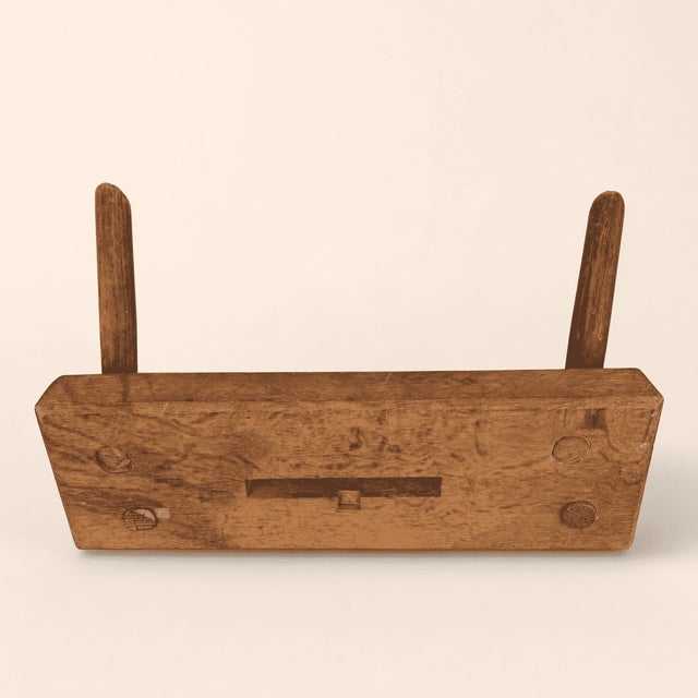 Early 1900s Antique Primitive Plank Foot Stool With Carved Handhold For Sale In New York - Image 6 of 8