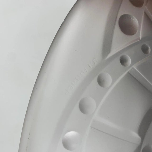 : Large frosted glass bowl. Arc model by Jacques Landier. Signature in the decor. Art Deco style and period. Dimensions:...