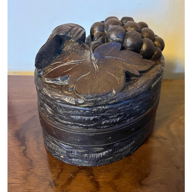 Antique 19th Century Black Forest Carved Wood Oval Box With Nature Morte Bird and Grapes on the Lid For Sale - Image 10 of 12