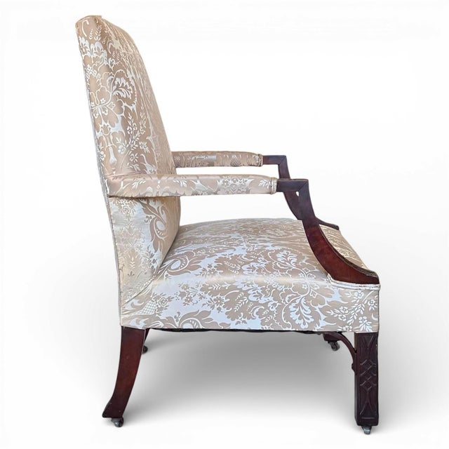 Traditional 19th Century George III Style Gainsborough Lounge Chair For Sale - Image 3 of 9