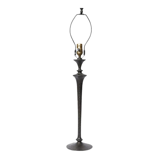 Vintage Giacometti-Style Hammered Bronze Table Lamp For Sale