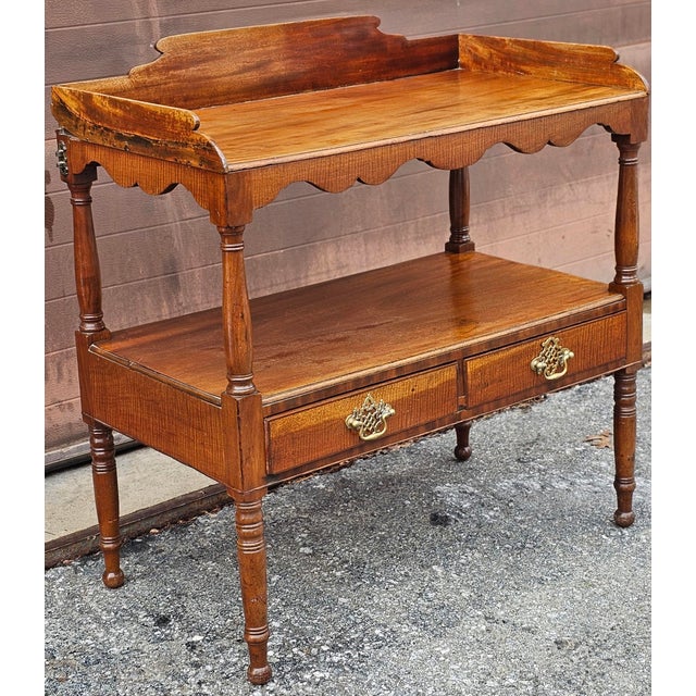 Traditional Early 20th Century Federal Style Mahogany Double Drawers Tiered Wash Stand For Sale - Image 3 of 10