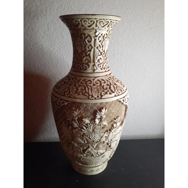 Beige 1930s Hand Carved Ivory Dynasty White Chinese Cinnabar Vase For Sale - Image 8 of 9