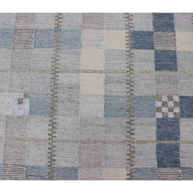 Modern Scandinavian Flat-Weave Runner in Gray, Taupe and Blue With Square Shapes For Sale In Atlanta - Image 6 of 11