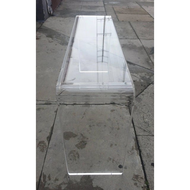 Plastic Amparo Calderón Tápia Lucite Waterfall Console For Sale - Image 7 of 11