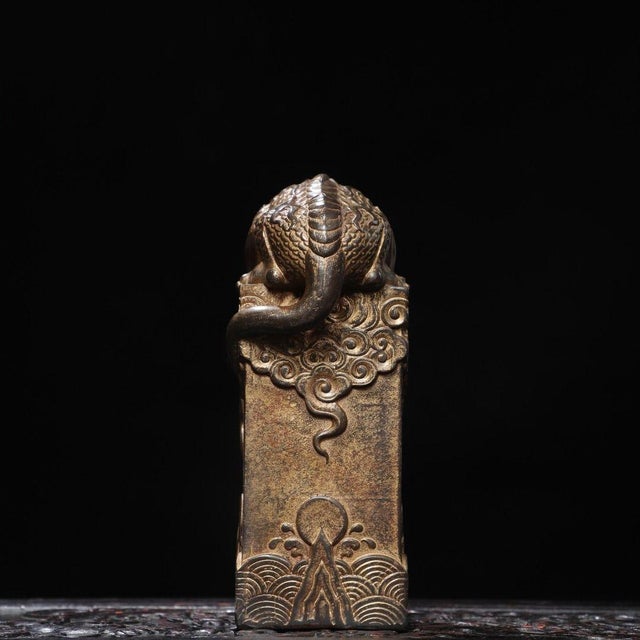 Late 19th Century Gilt Bronze Mythical Beast Seal, Water-Absorbing Figure, 1.98kg For Sale In Los Angeles - Image 6 of 9