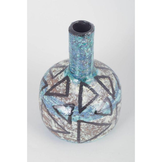Ingrid Atterberg for Upsala-Ekeby, vase. Globular vase in glazed ceramic with a heavily textured surface. Model 2312...