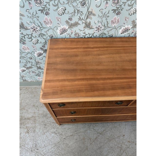 Large Art Deco Chest of Drawers in Mahogany and Ash, 1930s For Sale - Image 11 of 18