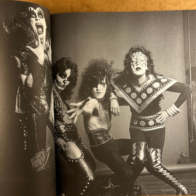 Paper Le Gaspi — Avant-Garde Fashion Book (Rizzoli) — Rare Large-Format Edition For Sale - Image 7 of 12