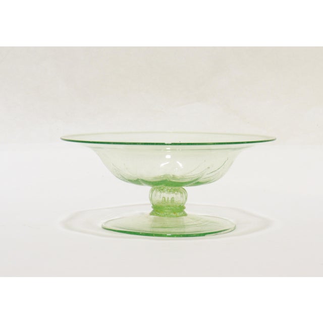 Set of 4 Venetian / Murano Green Glass Tazzas or Compotes With Gold Inclusions For Sale In Philadelphia - Image 6 of 9