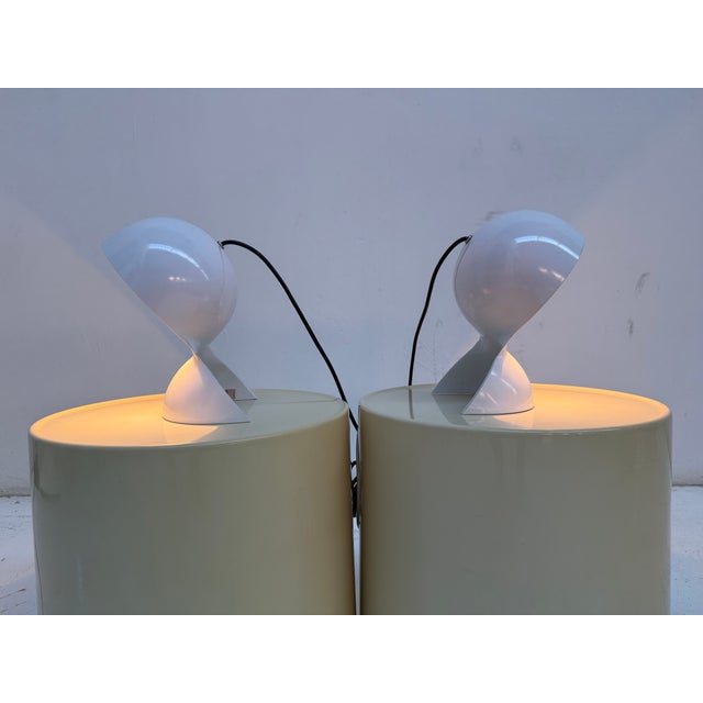 Dalú Lamps by Vico Magistretti for Artemide, 1970s, Set of 2 For Sale - Image 6 of 8