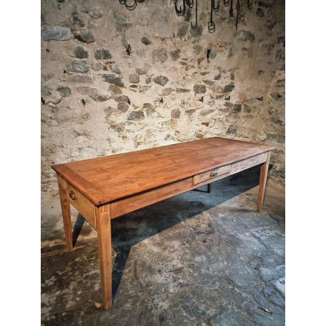 Antique French Farmhouse Dining Table in Oak and Pine, 1900s For Sale - Image 6 of 17