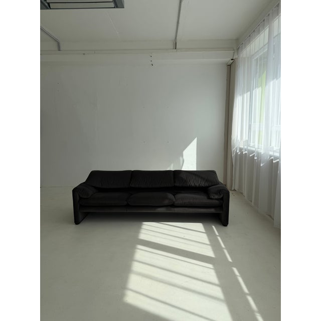 Maralunga 3-Seater Sofa by Vico Magistretti for Cassina, 1970s For Sale - Image 13 of 18