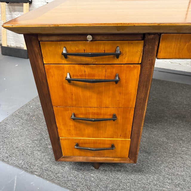 Vintage 1960s era desk by High-end desk maker Alma. In good condition overall with a few age-related scratches and one...