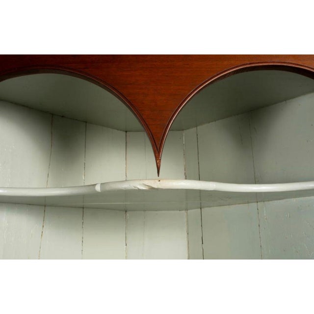 Early 19th Century Federal Glass Door Corner Cupboard For Sale In Saint Louis - Image 6 of 7
