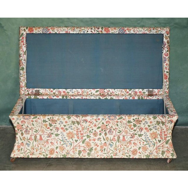 Antique Victoria Triple Sized Ottman Storage Trunk Embriodered Upholstery by Aeg, 1880 For Sale - Image 16 of 18
