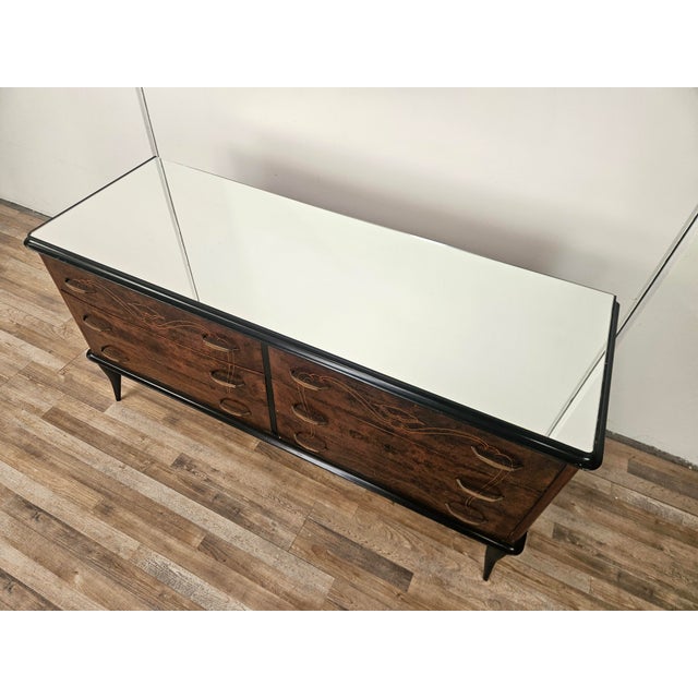 Mid-Century Modern Mahogany-Paneled Chest of Drawers with Mirrored Top, 1960 For Sale - Image 3 of 14