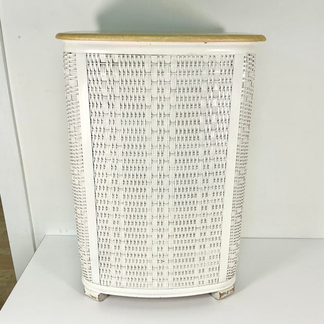 Wood 1960s Vintage Boho Chic Coastal Americana Extra Tall Wicker Hamper For Sale - Image 7 of 16