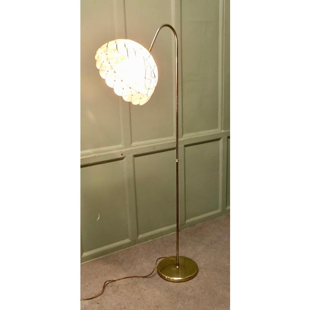 1930s Edwardian Floor Standing Brass Reading Lamp, 1930s For Sale - Image 5 of 6