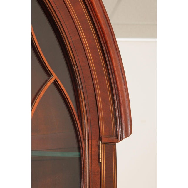 Baker Historic Charleston Pair Dome Arched Display Bookcase Cabinets For Sale - Image 11 of 12