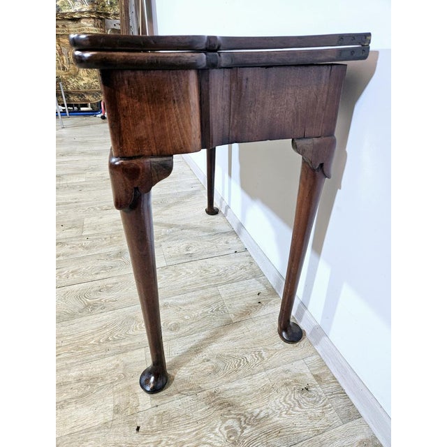 Antique Game Table in Walnut, 1800s For Sale - Image 17 of 18