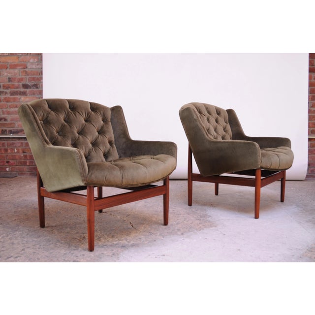 Jens Risom Model 2137 Walnut "Floating" Lounge Chairs in Olive Velvet- a Pair For Sale - Image 13 of 13