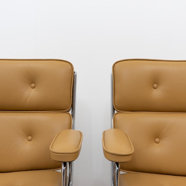 ES105 Lobby Chair by Charles & Ray Eames for Vitra, 1970s For Sale - Image 9 of 17