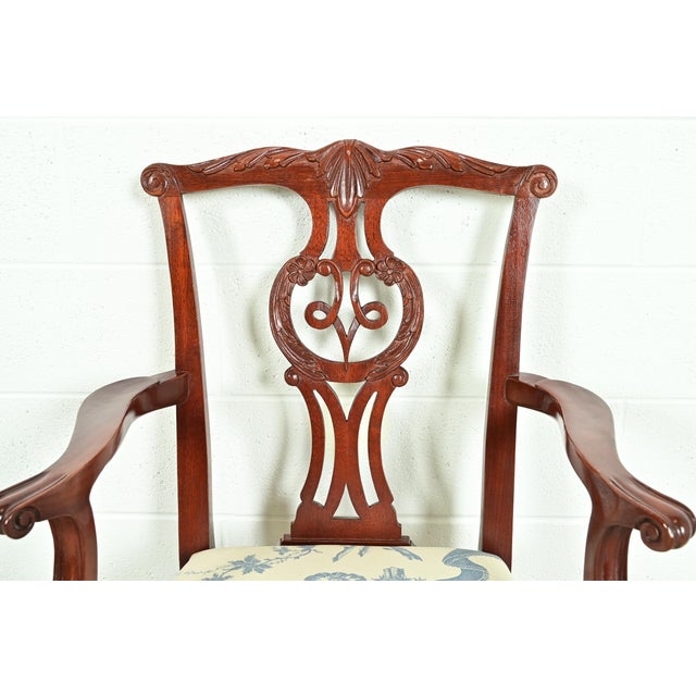 Wood Baker Furniture Historic Charleston Carved Mahogany Dining Chairs, Set of Six For Sale - Image 7 of 15