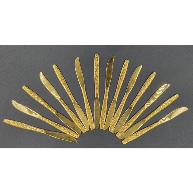 International Silver Vintage 1950s International Silver Co. "Americana Golden Heritage" Flatware - 21-Piece Collection For Sale - Image 4 of 18