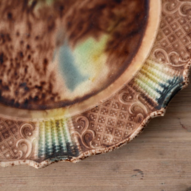 Pair of Whieldon-Type Creamware Plates, c.1760 For Sale - Image 12 of 14