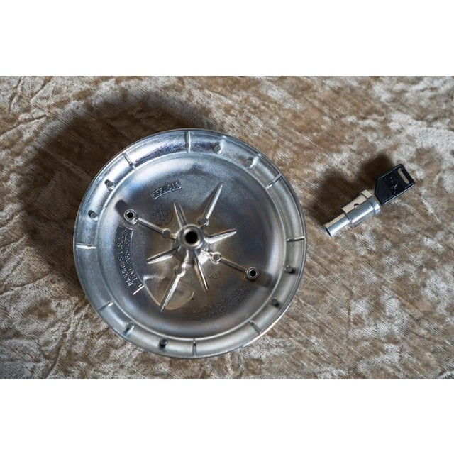 Column Candy Distributor Beaver, Canada, 1990s For Sale - Image 11 of 16